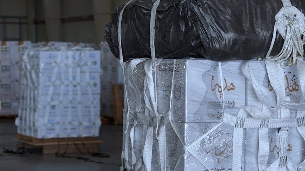 الإمارات تنفذ الإنزال الجوي الـ71 للمساعدات في قطاع غزة