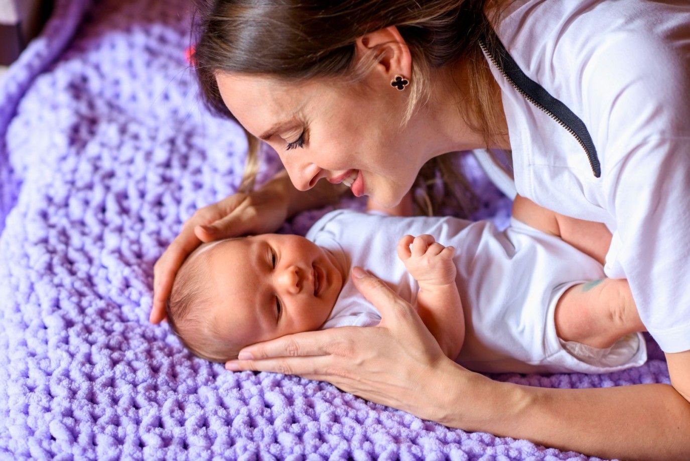 يوم في حياة أم جديدة مع مولودها الصغير!