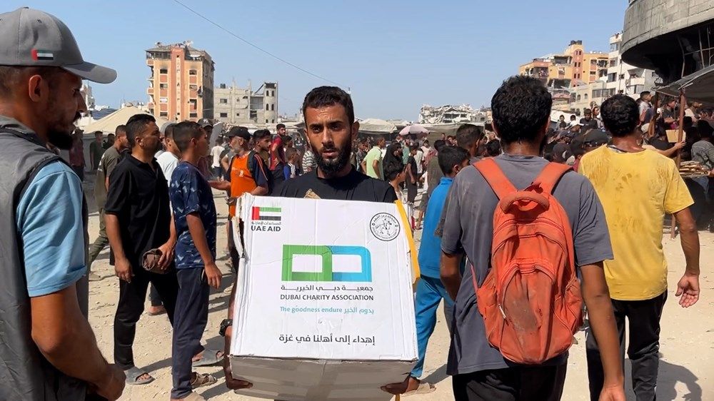 الإمارات تنفذ الإنزال الجوي للمساعدات الـ 72 في قطاع غزة