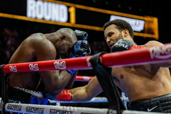 إيتاوما يخطف الأضواء في الرياض بإنهاء مبكر أمام ديليان وايت ضمن فعاليات كأس العالم للرياضات الإلكترونية