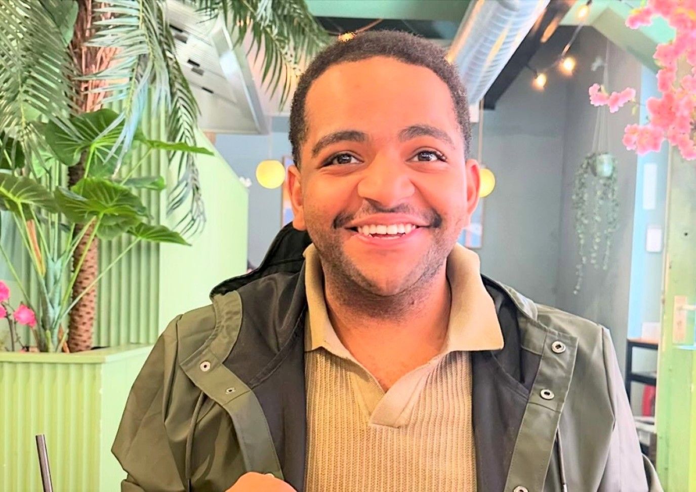 خالد المظفر يتذكر والدته بعد وفاتها بهذه الكلمات المؤثرة