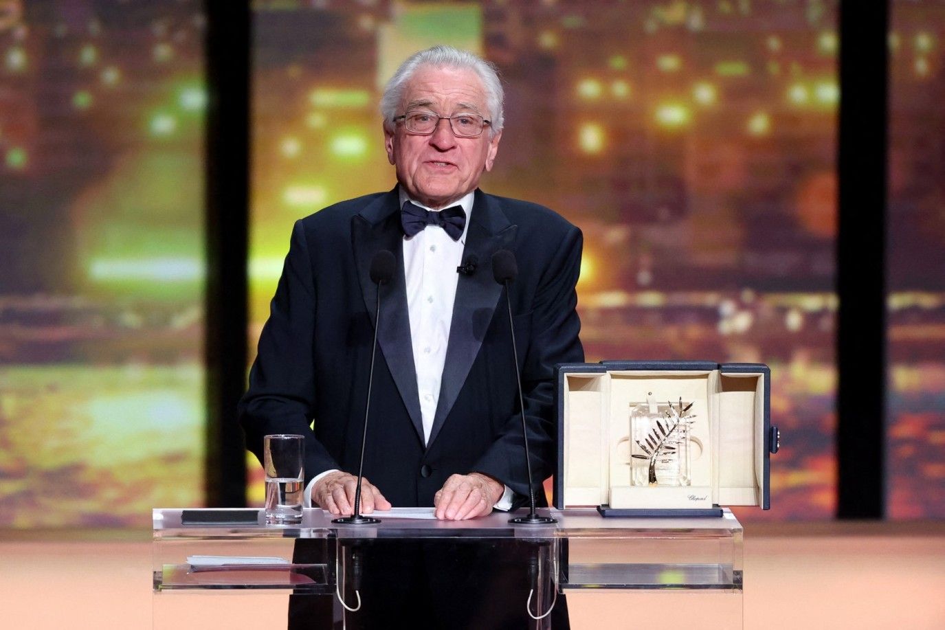 روبرت دي نيرو... أيقونة هوليوود من موهبة صاعدة إلى نجم عالمي