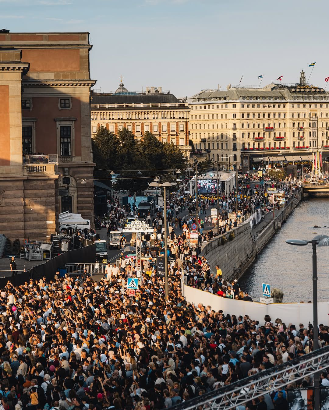 متابعة- بعد حفلها في ستوكهولم… ميريام فارس تتصدّر التراند