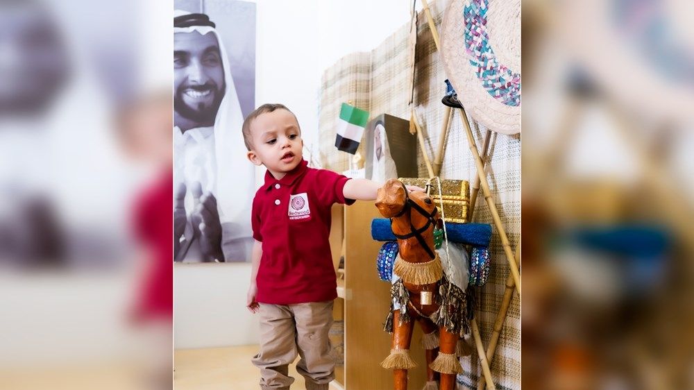 دمج الثقافة الإماراتية في منهج منتسوري في فرع ريدوود مونتيسوري Redwood Montessori الجديد في مدينة محمد بن زايد