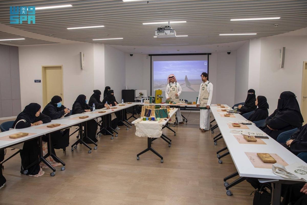 «ورث» يختتم ورش «اصنع تذكارك من الفنون التقليدية»