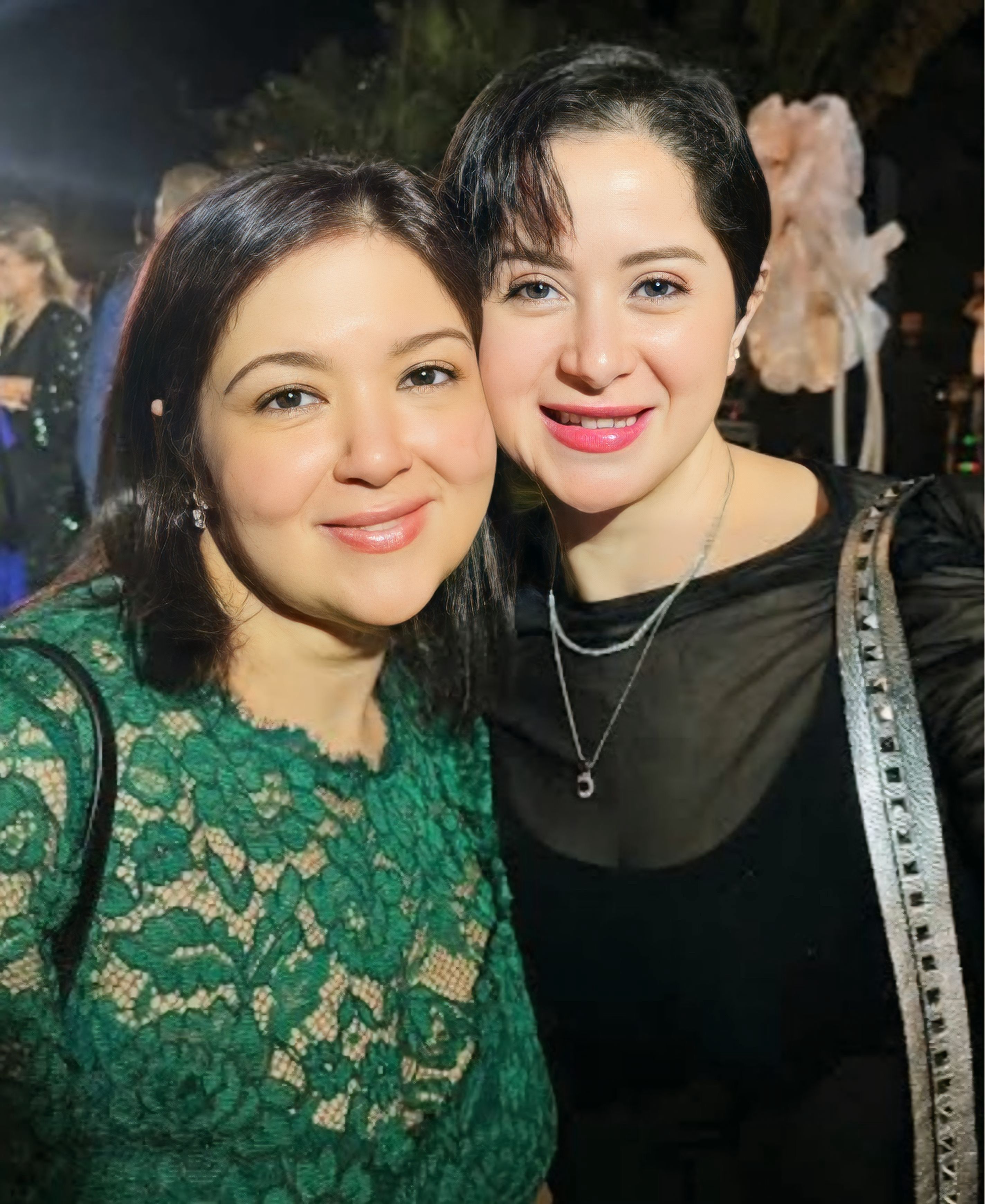 نور الشريف في شهادة ابنته سارة بعد عشر سنوات على وفاته: أب لم يرحل وفنان لا يُنسى