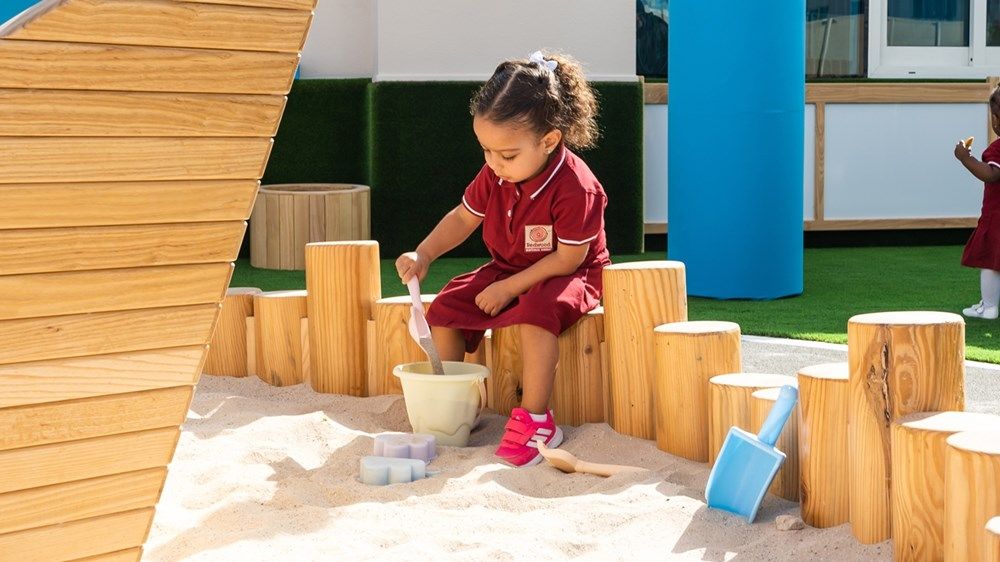 دمج الثقافة الإماراتية في منهج منتسوري في فرع ريدوود مونتيسوري Redwood Montessori الجديد في مدينة محمد بن زايد