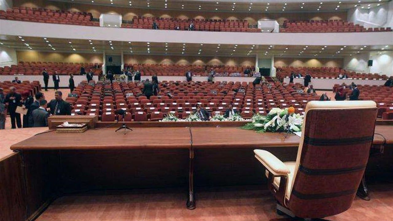 البرلمان "ينتحر" قبل انتهاء عمره.. عقد الجلسات مستحيل والنواب "يائسون"