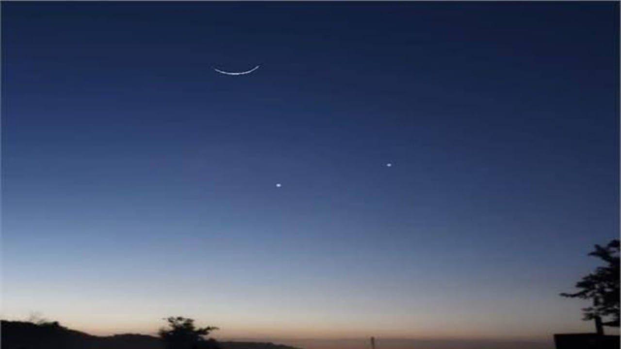 فلكية جدة: مثلث سماوي يتكوّن فجر الأربعاء