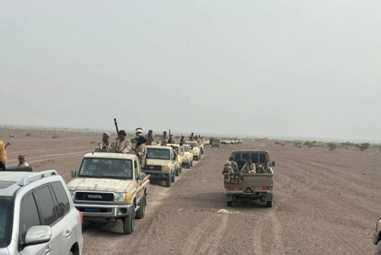 هدنة مؤقتة.. مقتل قيادي بارز في "درع الوطن" واثنين من مرافقيه باشتباكات قبلية في لحج