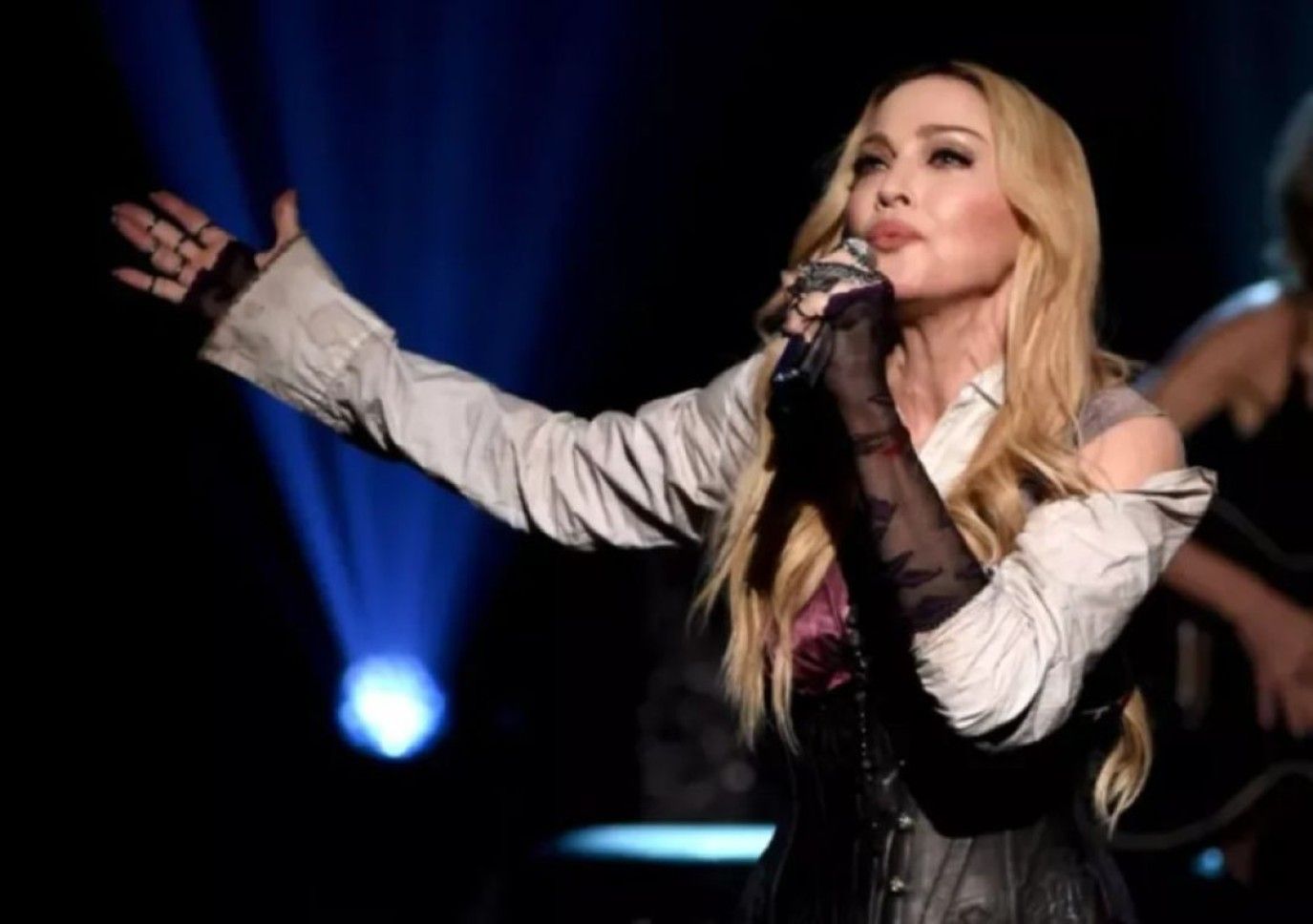 مادونا تحتفل بيوم ميلادها مع أفراد عائلتها بأسلوب مُميز