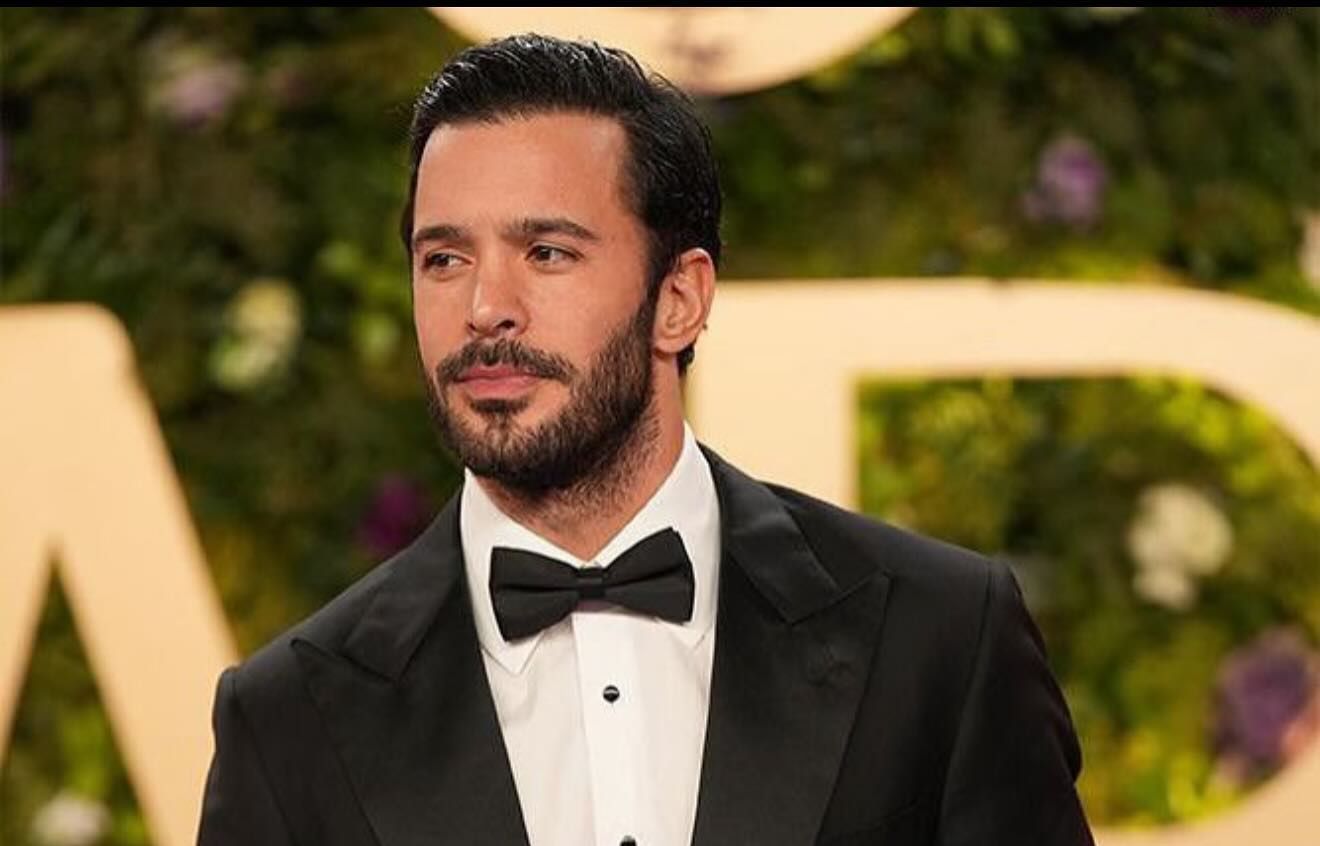 جائزة مرموقة تتوّج مسيرة التّركيّ باريش أردوتش الفنّيّة… وممثّلة تعترض على التّهميش