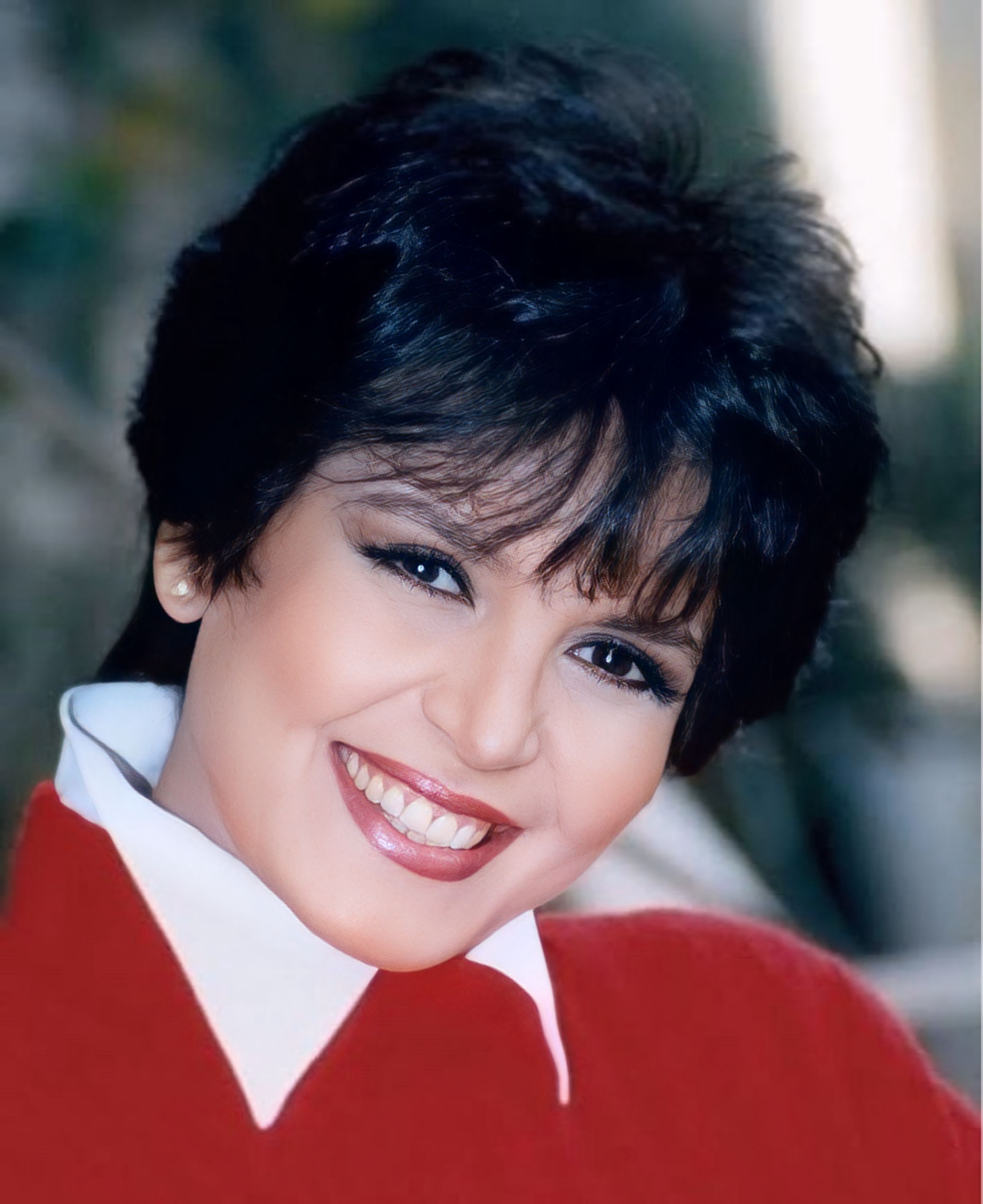 في حوار خاص مع "الخليج 365".. سميرة أحمد تكشف أسرار مشوارها الفني وذكريات الزمن الجميل