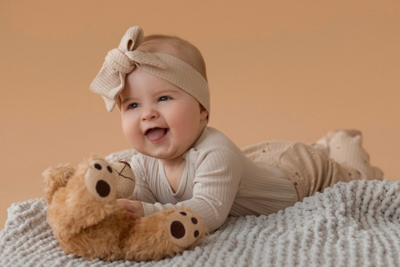 خطوات لتقوية علاقتك العاطفية بمولودك منذ اللحظة الأولى من ولادته