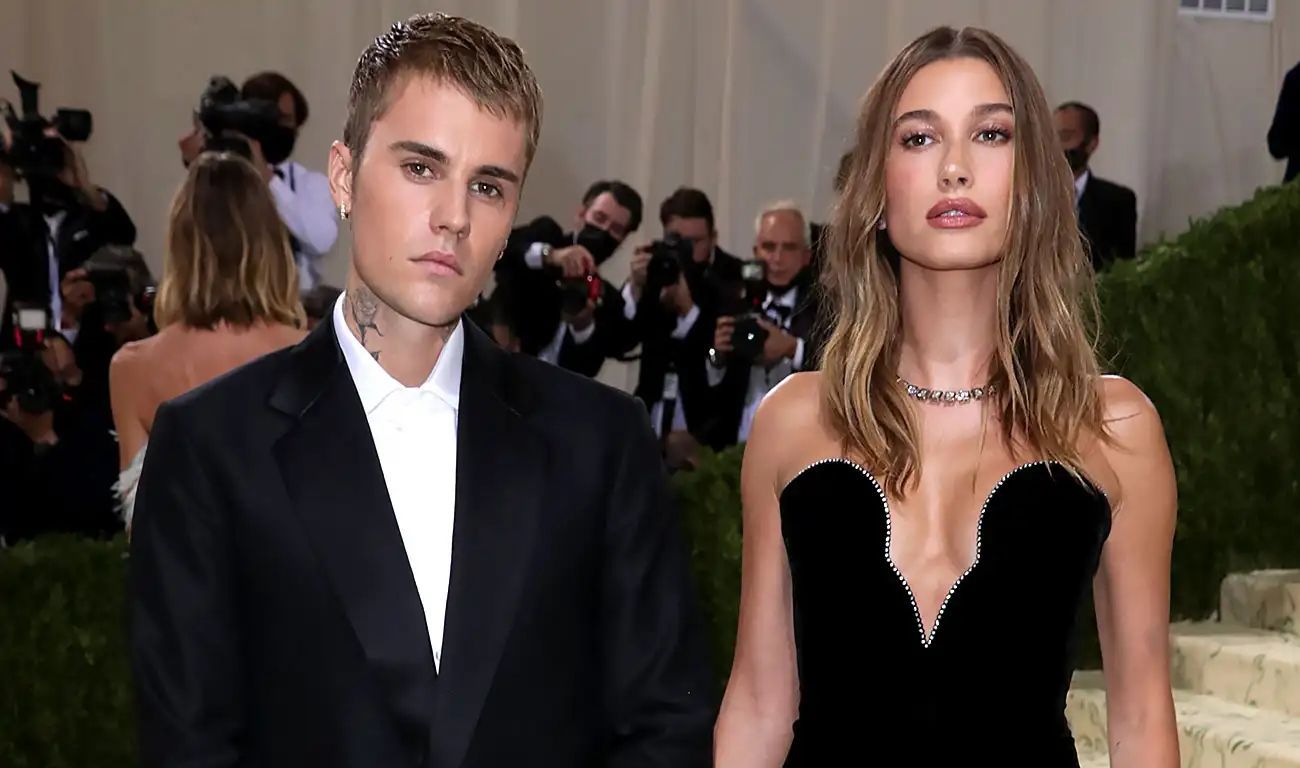 بالصور- الفرح يُضيء عائلة بيبر.. جاستن وهايلي يحتفلان بمناسبة سعيدة