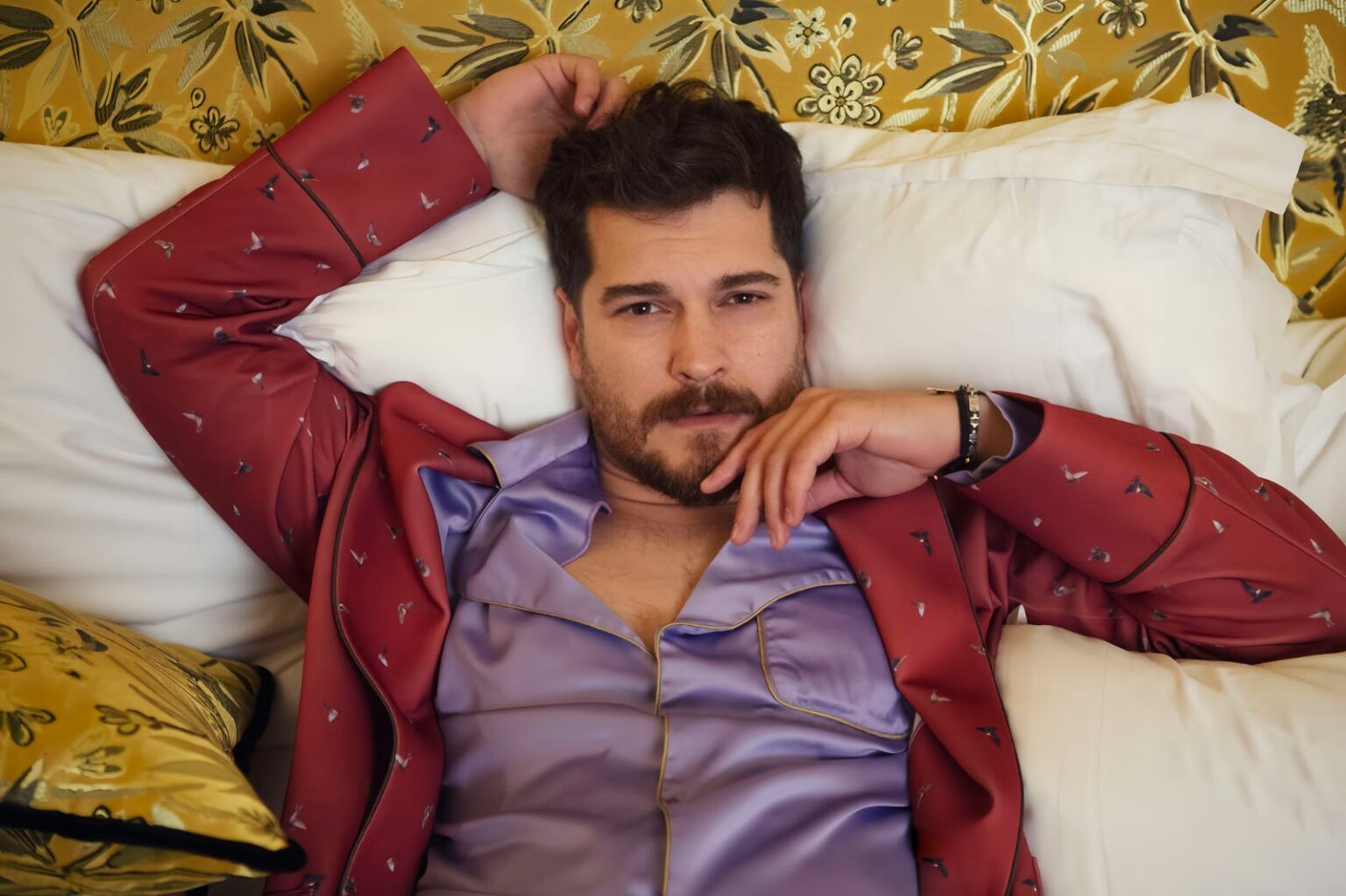 شاتاي أولوسوي يختفي في بودروم… ما الذي تخبئه فيلته الفاخرة؟