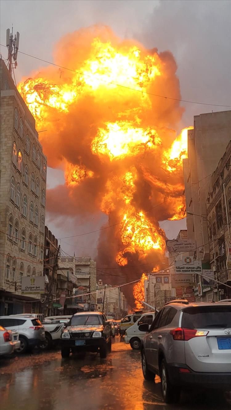 عاجل : غارات عنيفة على العاصمة صنعاء "تفاصيل أولية"