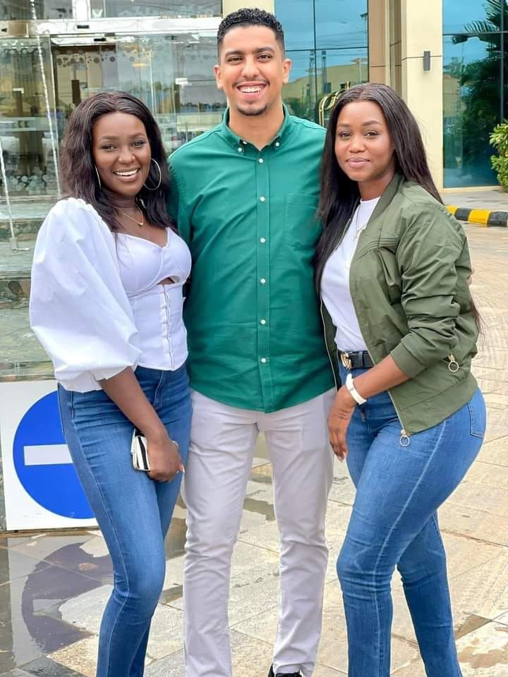 شاهد.. “دا منتخبنا برانا  وقوم لف يا جنجا قحت”.. الإعلامي السوداني حازم حلمي يتعرض لهجوم إسفيري واسع بعد مباركته تأهل المنتخب لنصف نهائي الأمم الأفريقية