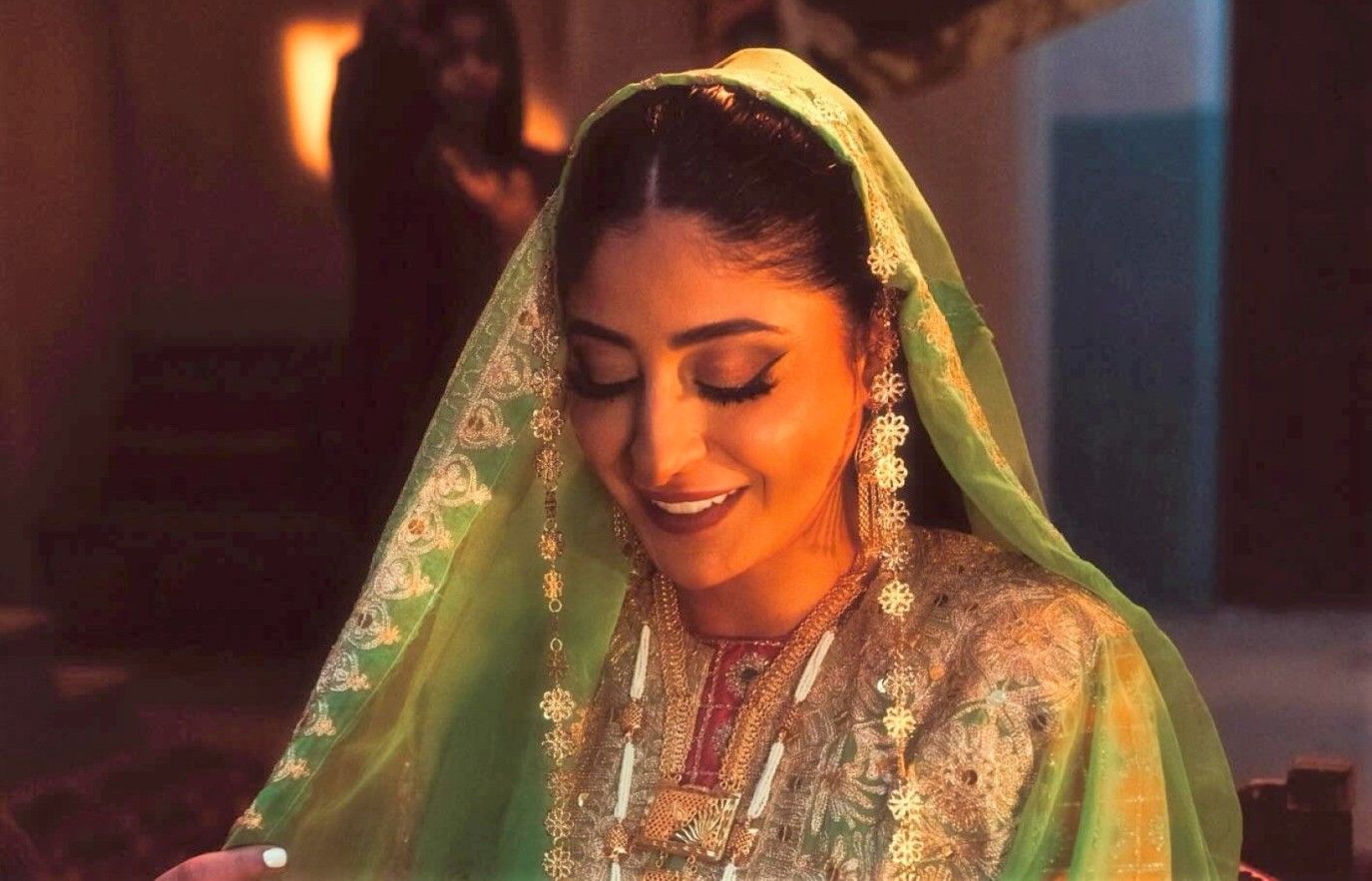 شجون الهاجري تشارك جمهورها تجربتها بأغنيه "فينا شقاوة" مع الفنان دافي