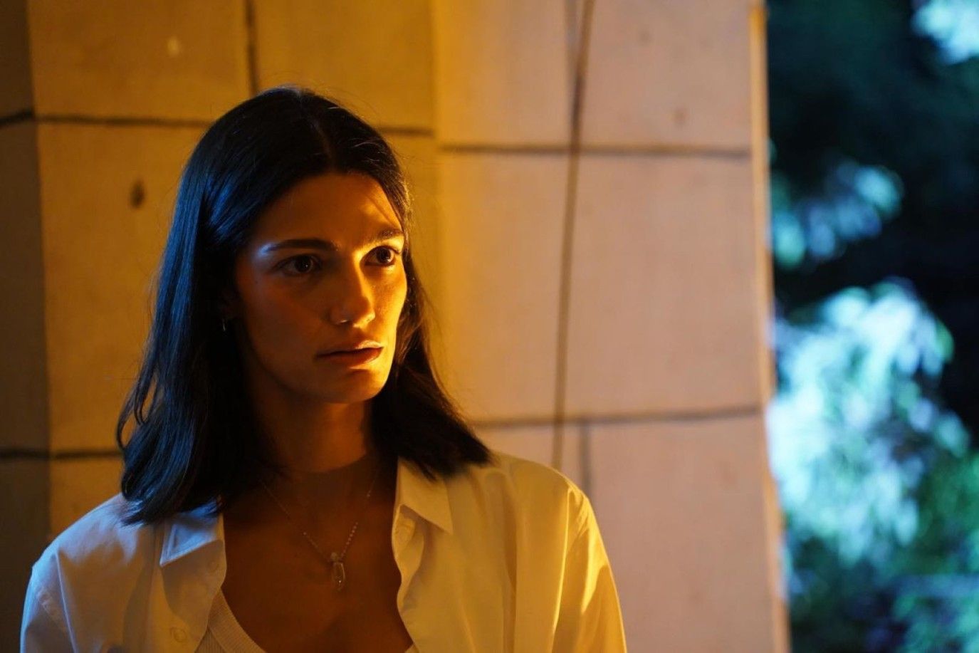 تارا عماد بين المؤامرة والإضطراب النفسي في ما تراه ليس كما يبدو