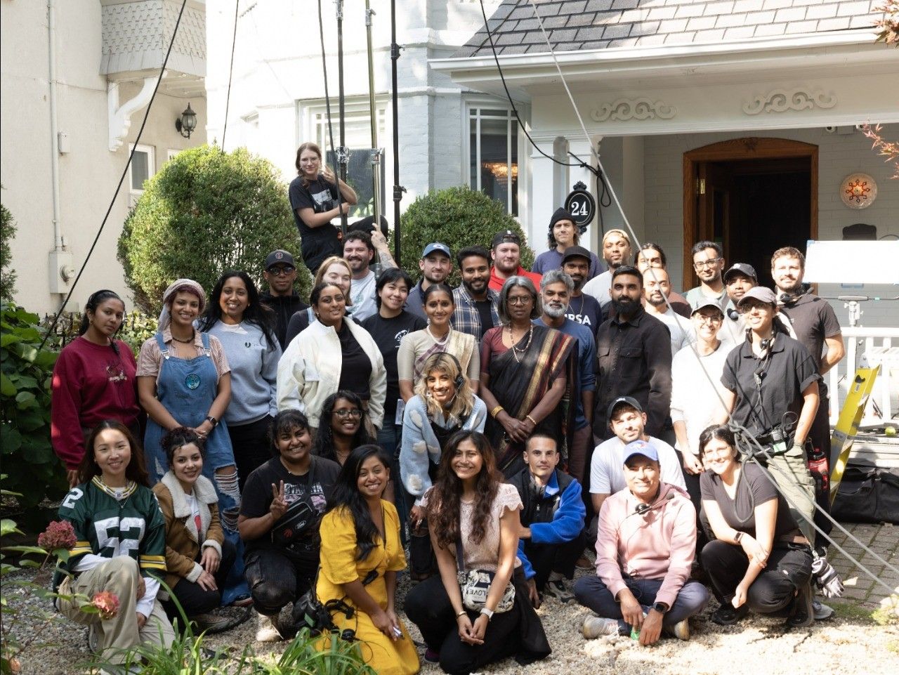 عرض فيلم KARUPY لصانعة الأفلام الإماراتية شايستا روشان في مهرجان تورونتو السينمائي