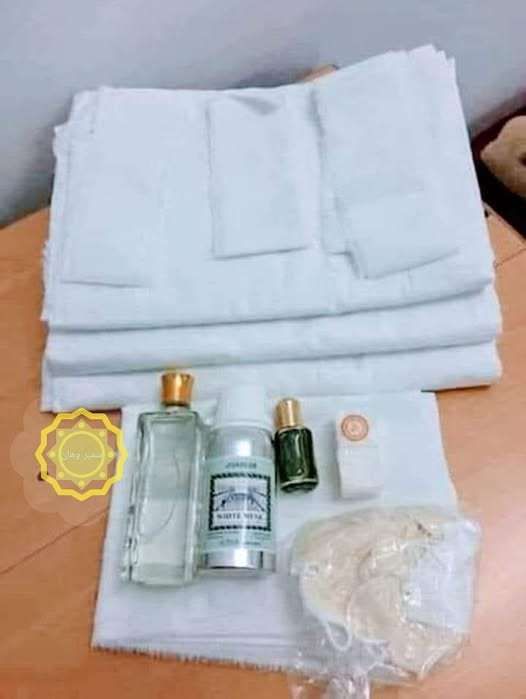 وفاة تاجر اعتاد أن يضع كفنه بجوار رأسه كل ليلة