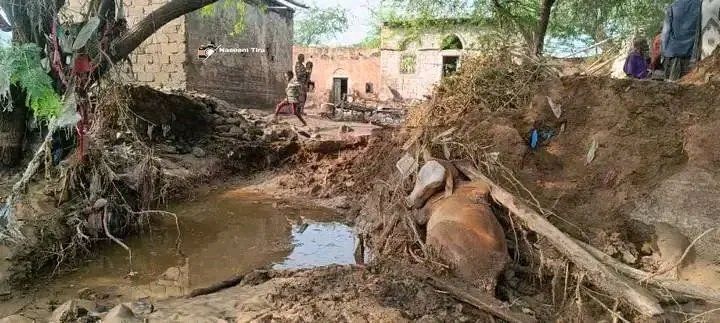 نداء استغاثة في الحديدة سيول مدمرة تضرب حيس وتتسبب بوفيات وخسائر كبيرة