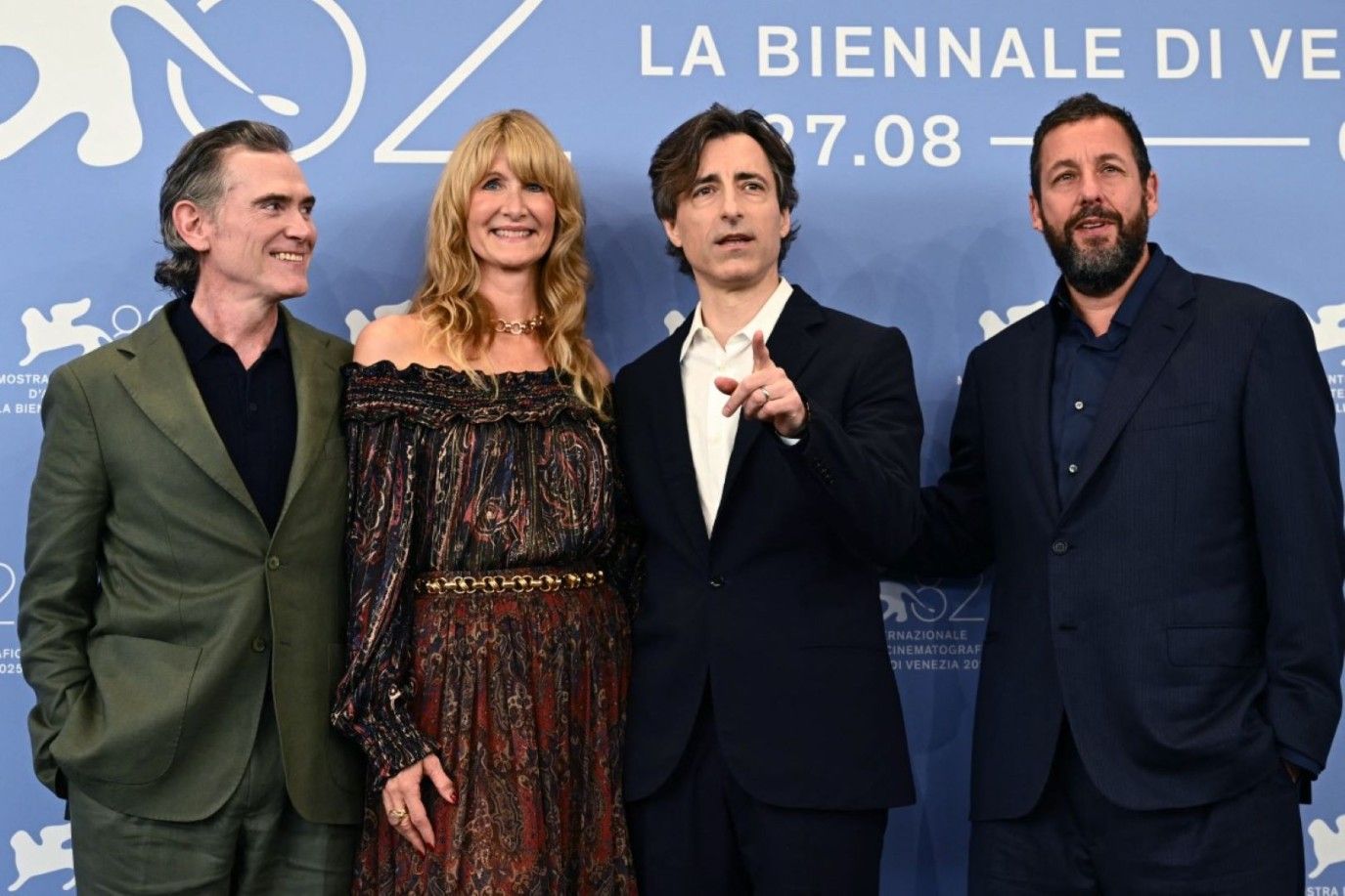 آدم ساندلر يصف فيلم جاي كيلي بالهدية في المؤتمر الصحفي بمهرجان فينيسيا