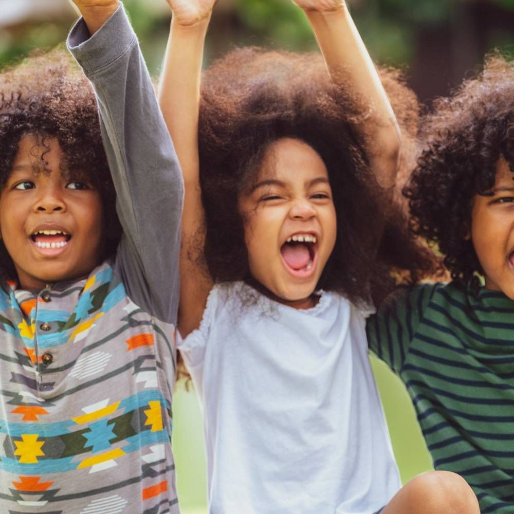 9 نقاط توضّح دَورالصداقة في حياة الطفل وتأثيرها على شخصيته