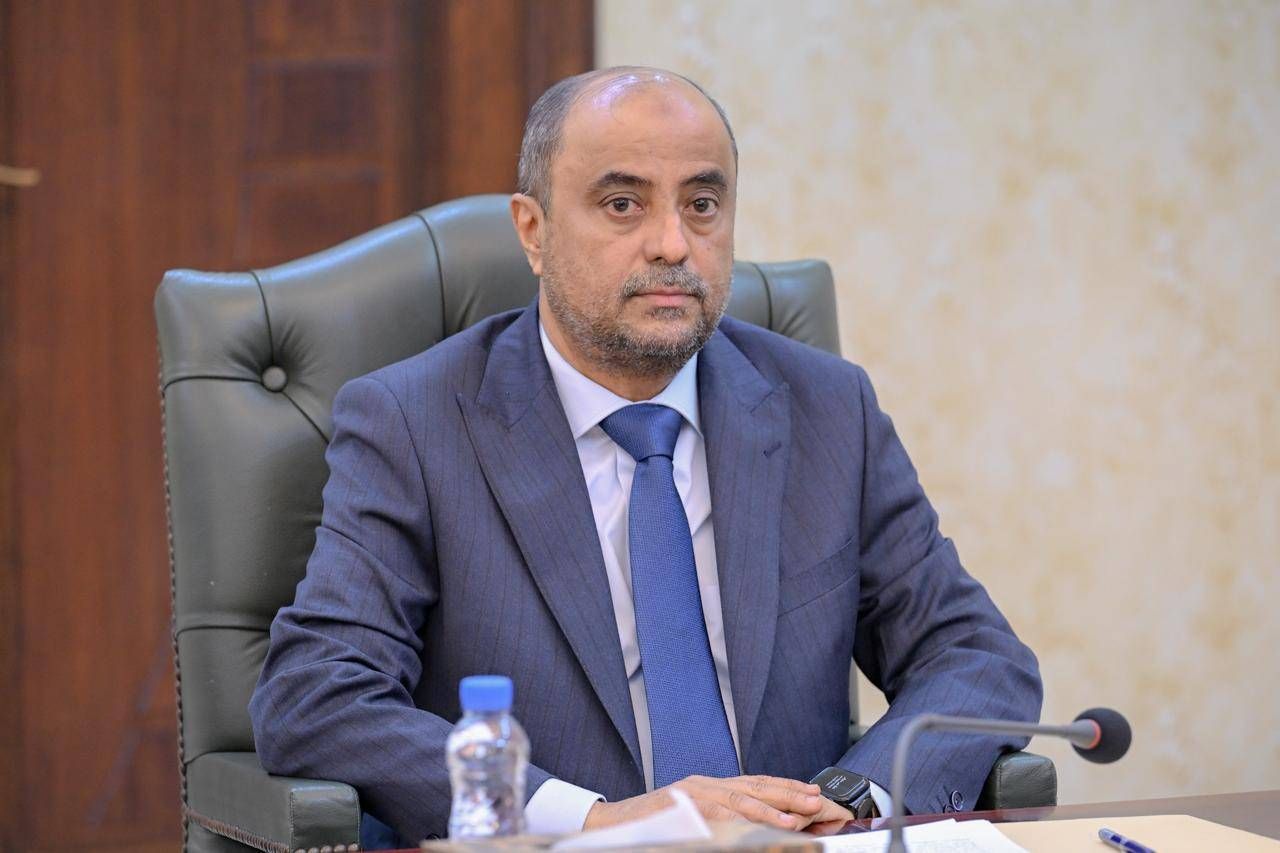 فتحي بن لزرق يكتب شهادة للتاريخ قبل دخوله غرفة العمليات