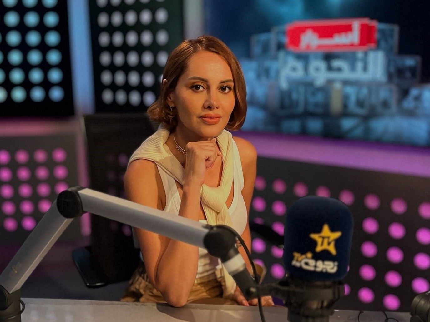 ياسمين رئيس توجه رسالة حب لزوجها وتعلق على غناء دينا الشربيني في حفل روبي