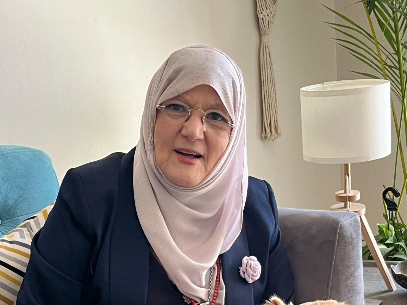 رد ناري من شمس البارودي على التعليقات المسيئة: الخرف أصابكم أنتم