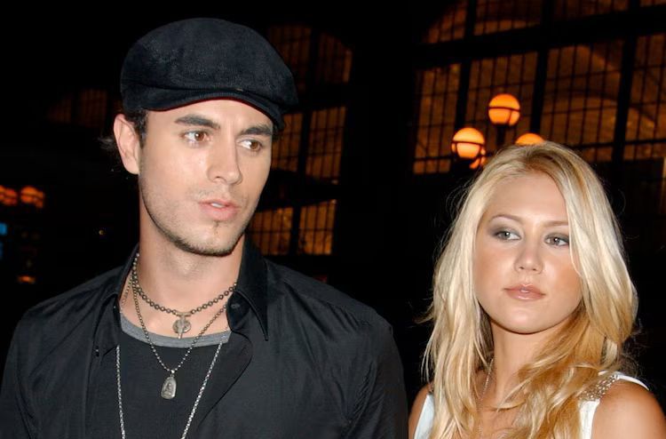 إنريكي إغليسياس يستعدّ للأبوّة الرّابعة في الخمسين من عمره