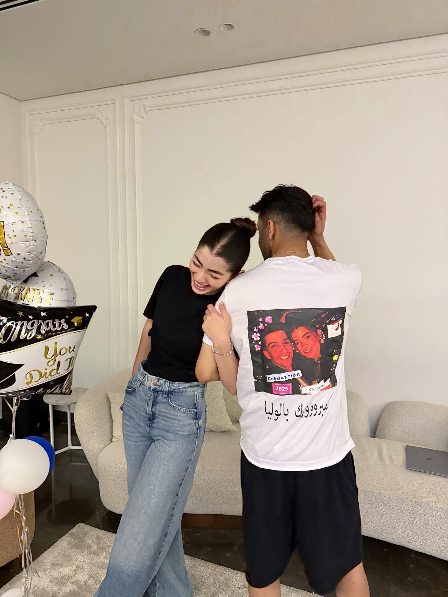 بالصّور- احتفال سعيد يجمع ليلى زاهر وهشام جمال في أجواء رومنسيّة