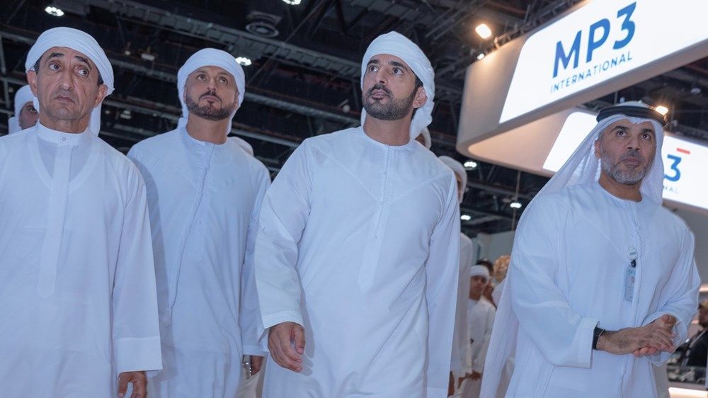 حمدان بن محمد يزور معرض أبوظبي الدولي للصيد والفروسية 2025