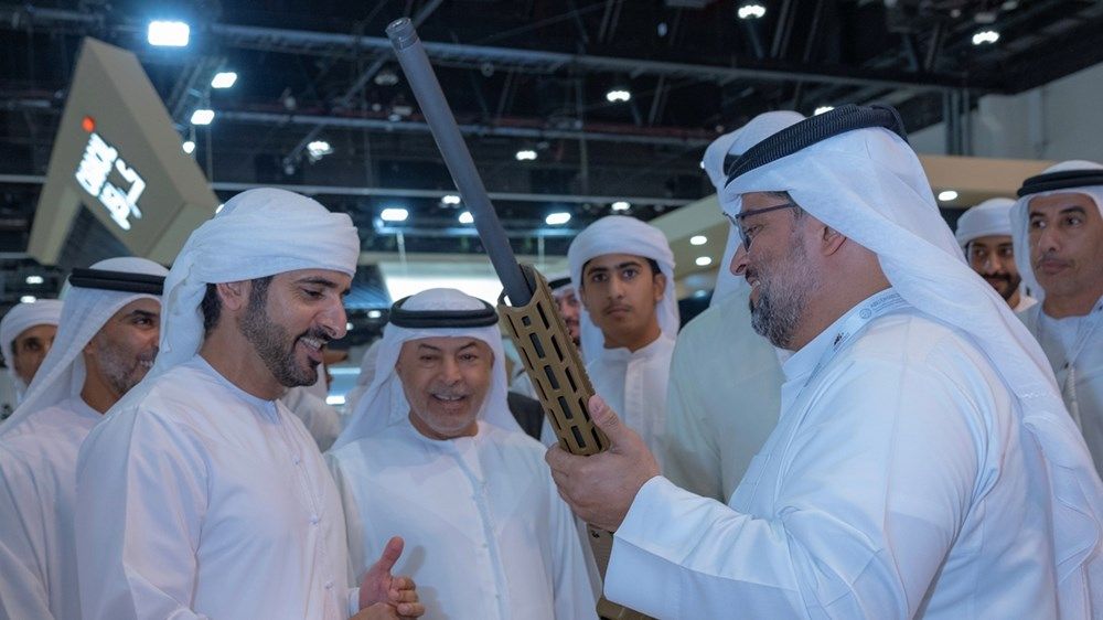 حمدان بن محمد يزور معرض أبوظبي الدولي للصيد والفروسية 2025