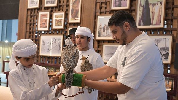 «أبوظبي الدولي للصيد والفروسية» يستقبل الزوار بالعروض والفعاليات المتنوعة