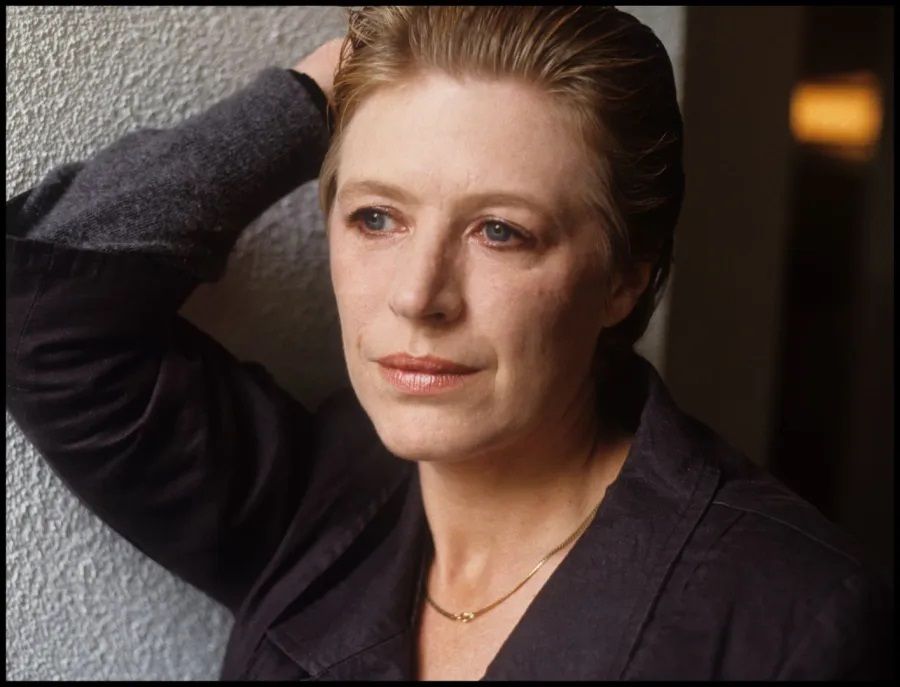 مهرجان فينيسيا في يومه الرابع: لحظات مؤثرة لفيلم الراحلة ماريان فيثفول وأناقة لافتة على السجادة الحمراء