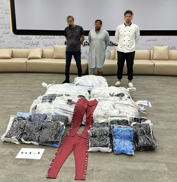 شرطة دبي تضبط عصابة "الأزرار السامة"