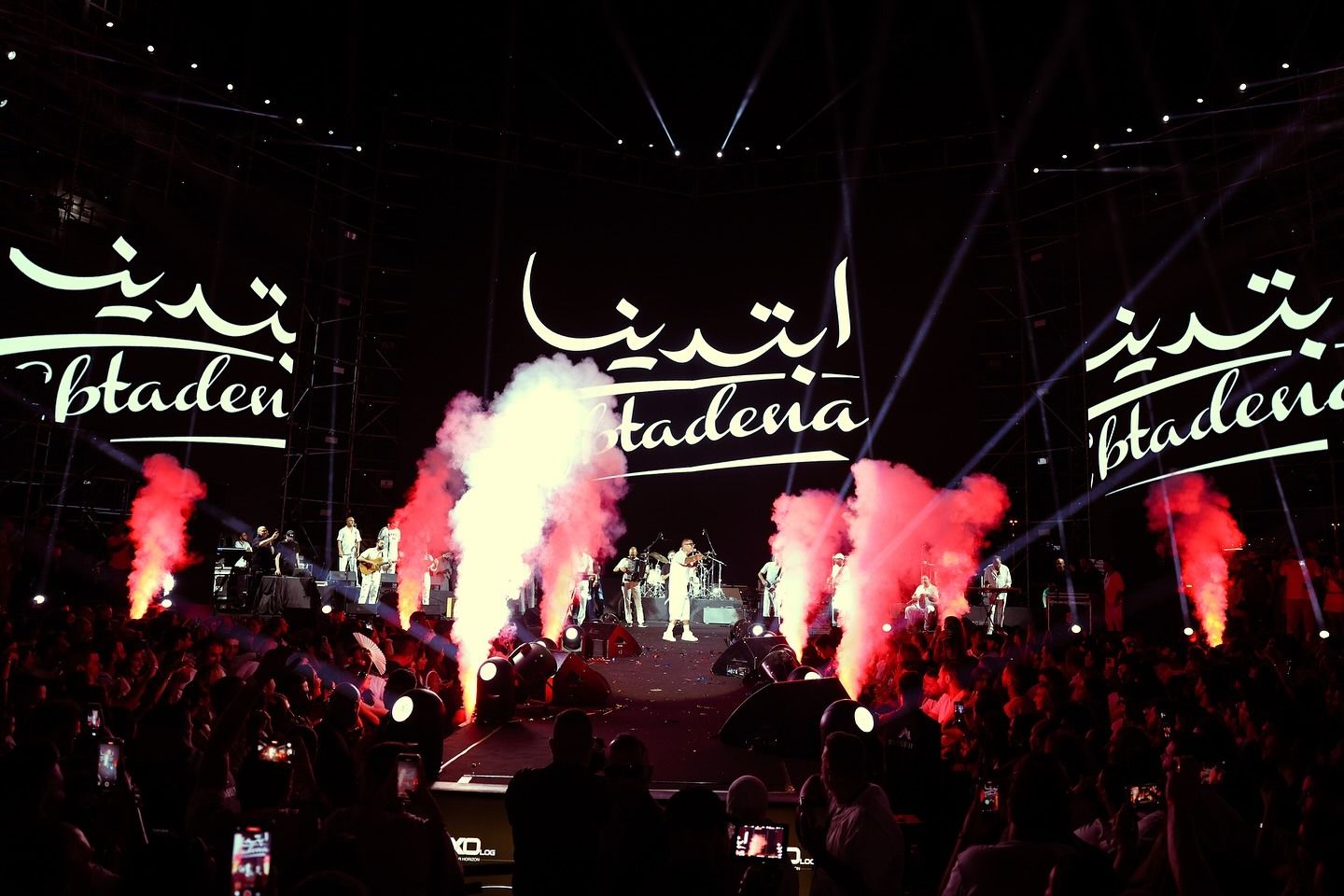 عمرو دياب يُشعل صيف بيروت: ليلة استثنائية في قلب العاصمة