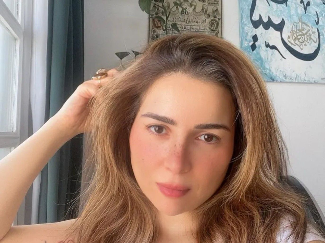 انتقاد حاد من ماجدة خير الله لـ مي عز الدين.. فما القصة؟