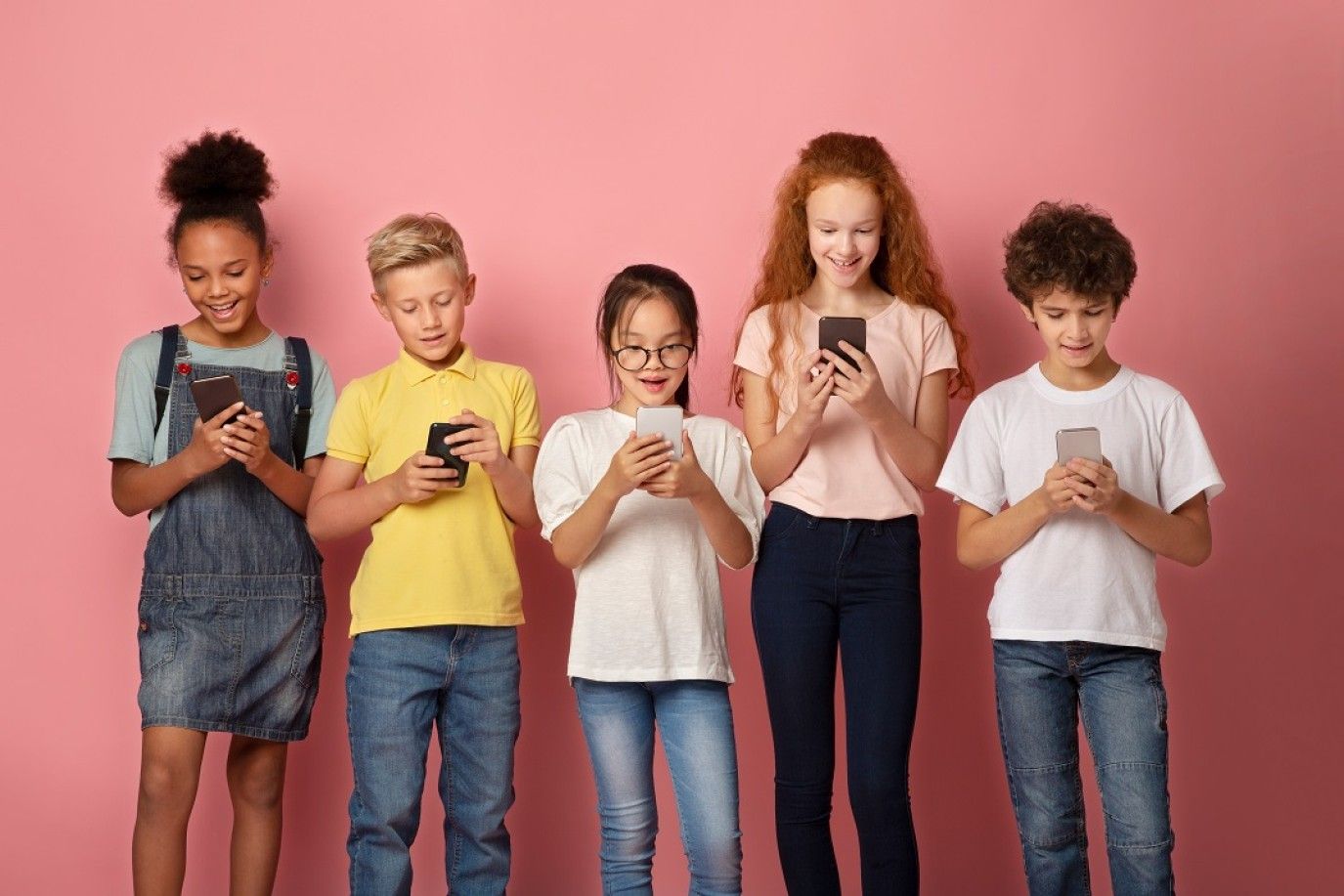 متلازمة الرقبة النصية عند الأطفال وعلاقتها باستخدام الجوال