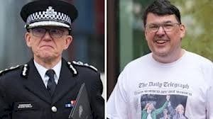 لا ينبعي لشرطة بريطانيا مراقبة "الحروب الثقافية السامة"