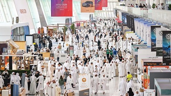 «أبوظبي للصيد والفروسية».. منصة لصون التراث وتعزيز الهوية الوطنية