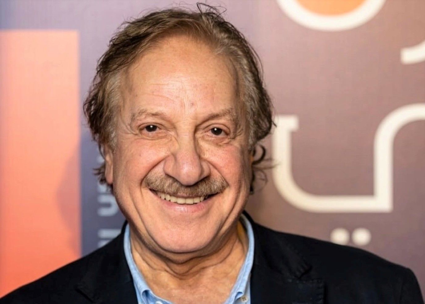 تكريم محمد المنصور في مهرجان القاهرة الدولي للمسرح التجريبي بدورته 32