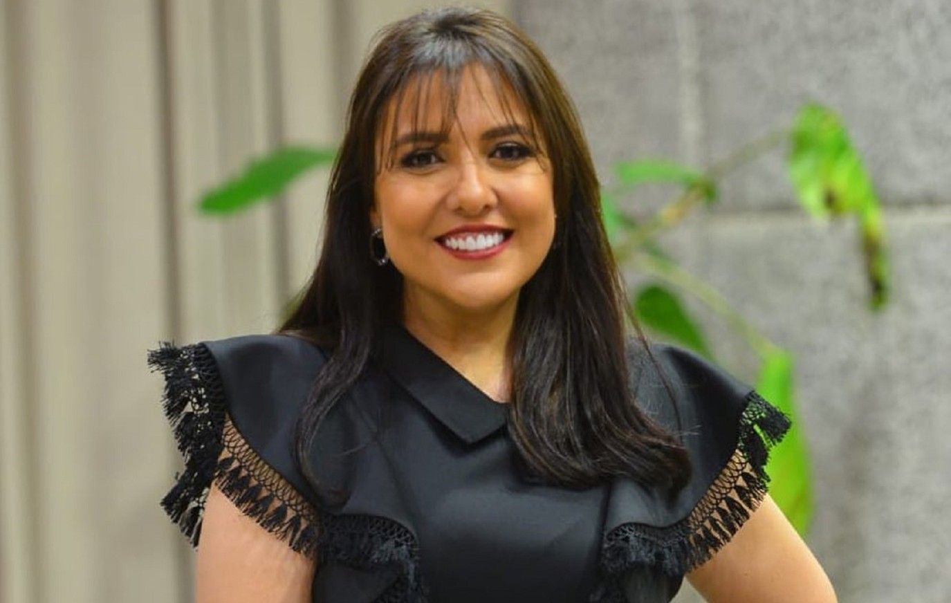 مي كساب وأوكا يخطفان الأنظار بديو جديد هتعيشوا من غير رجالة إزاي