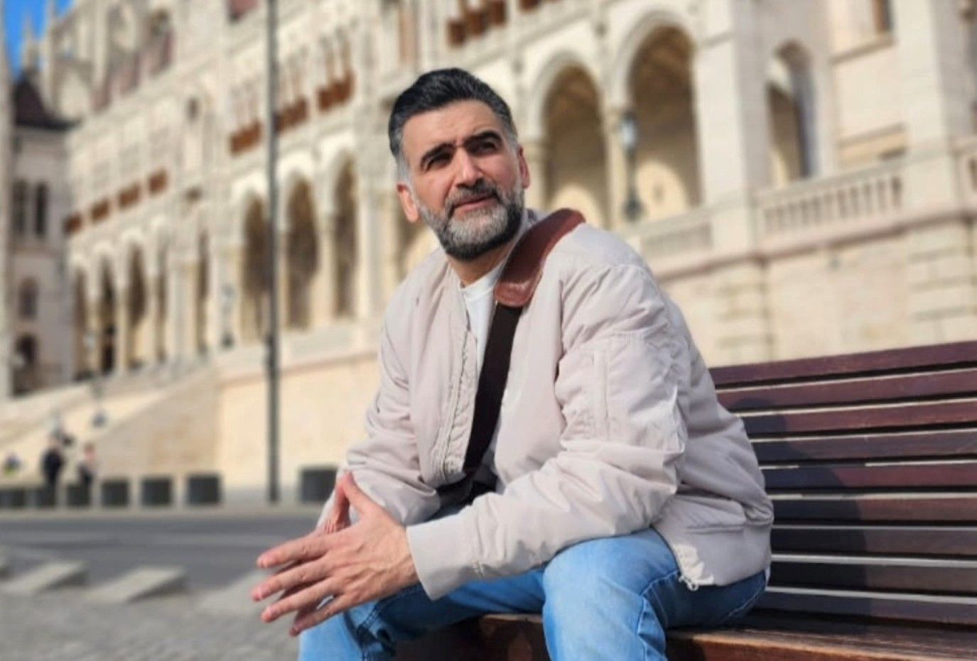 أحمد إيراج يحتفل بيوم ميلاده بهذه الكلمات.. وإليكم أبرز محطاته الفنية