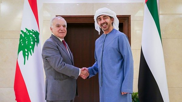 عبدالله بن زايد يستقبل وزير الثقافة اللبناني