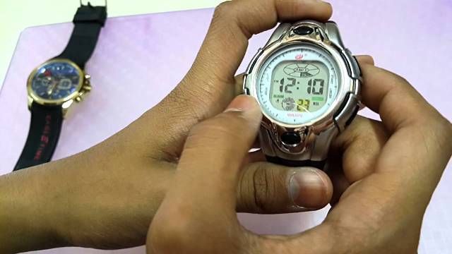 للعمر حسابات أخرى