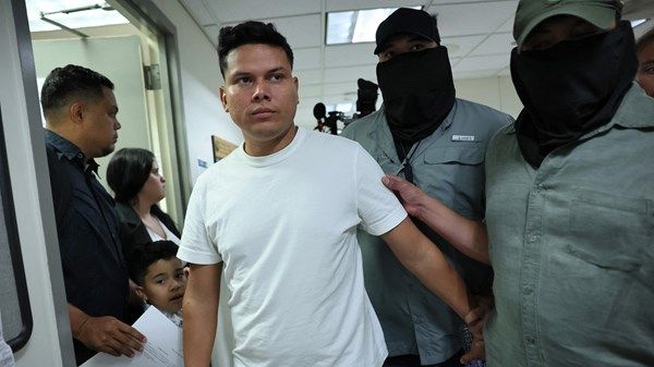 المحكمة العليا تؤيد قرارات إدارة ترامب بشأن الهجرة